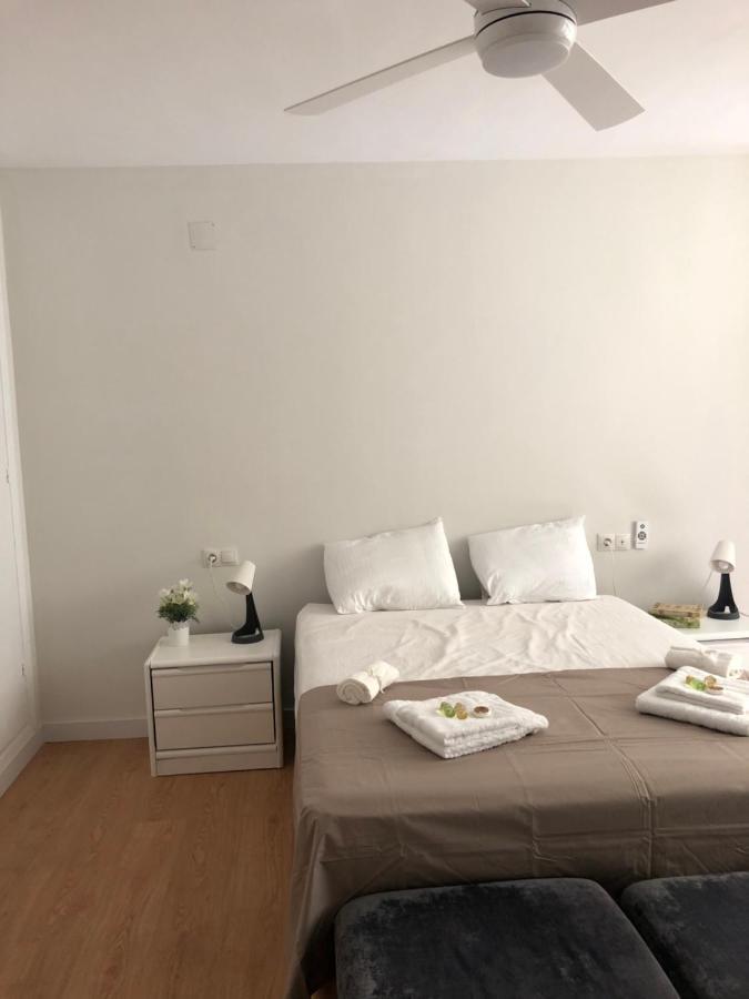 Malaga Playa Centro Ideal Familia Y Amigos Ngoại thất bức ảnh