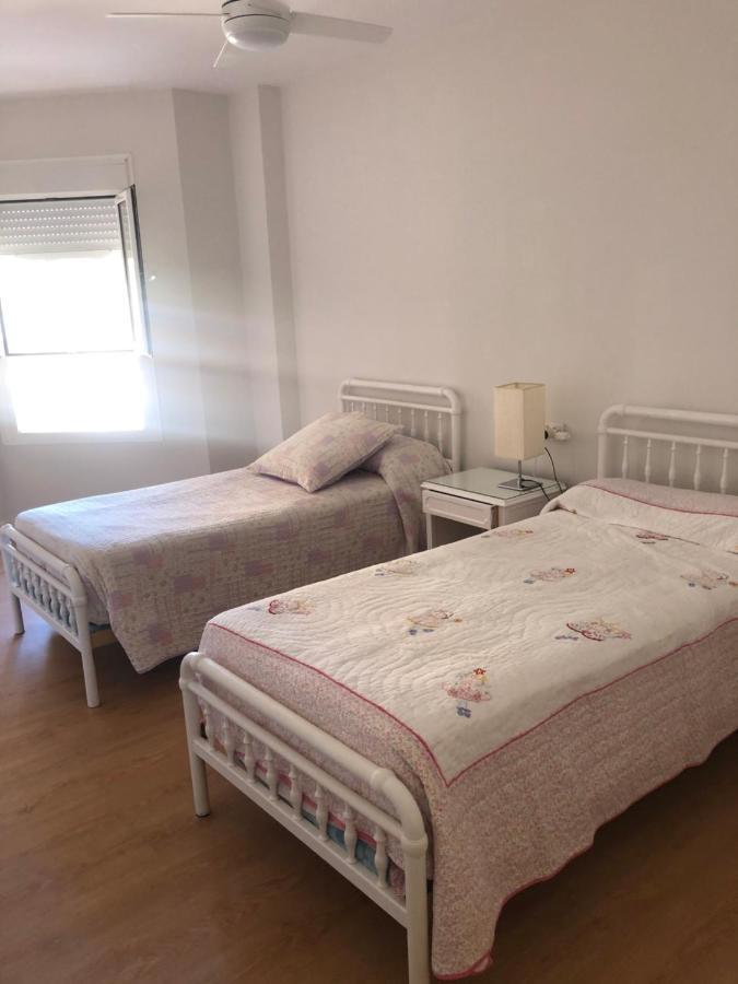 Malaga Playa Centro Ideal Familia Y Amigos Ngoại thất bức ảnh