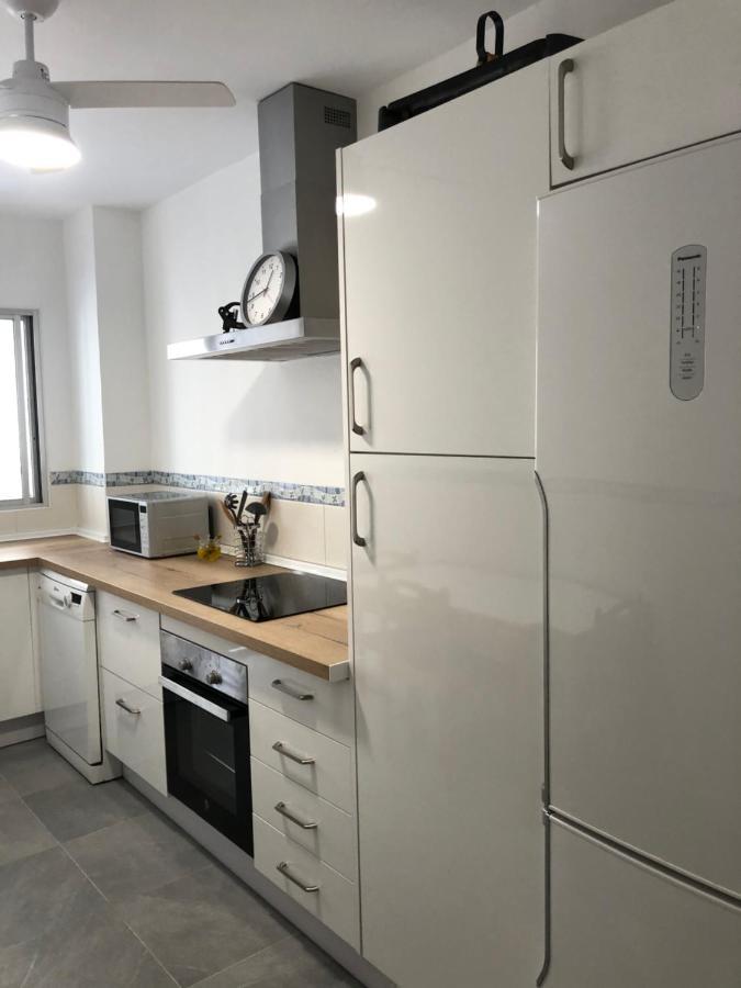 Malaga Playa Centro Ideal Familia Y Amigos Ngoại thất bức ảnh